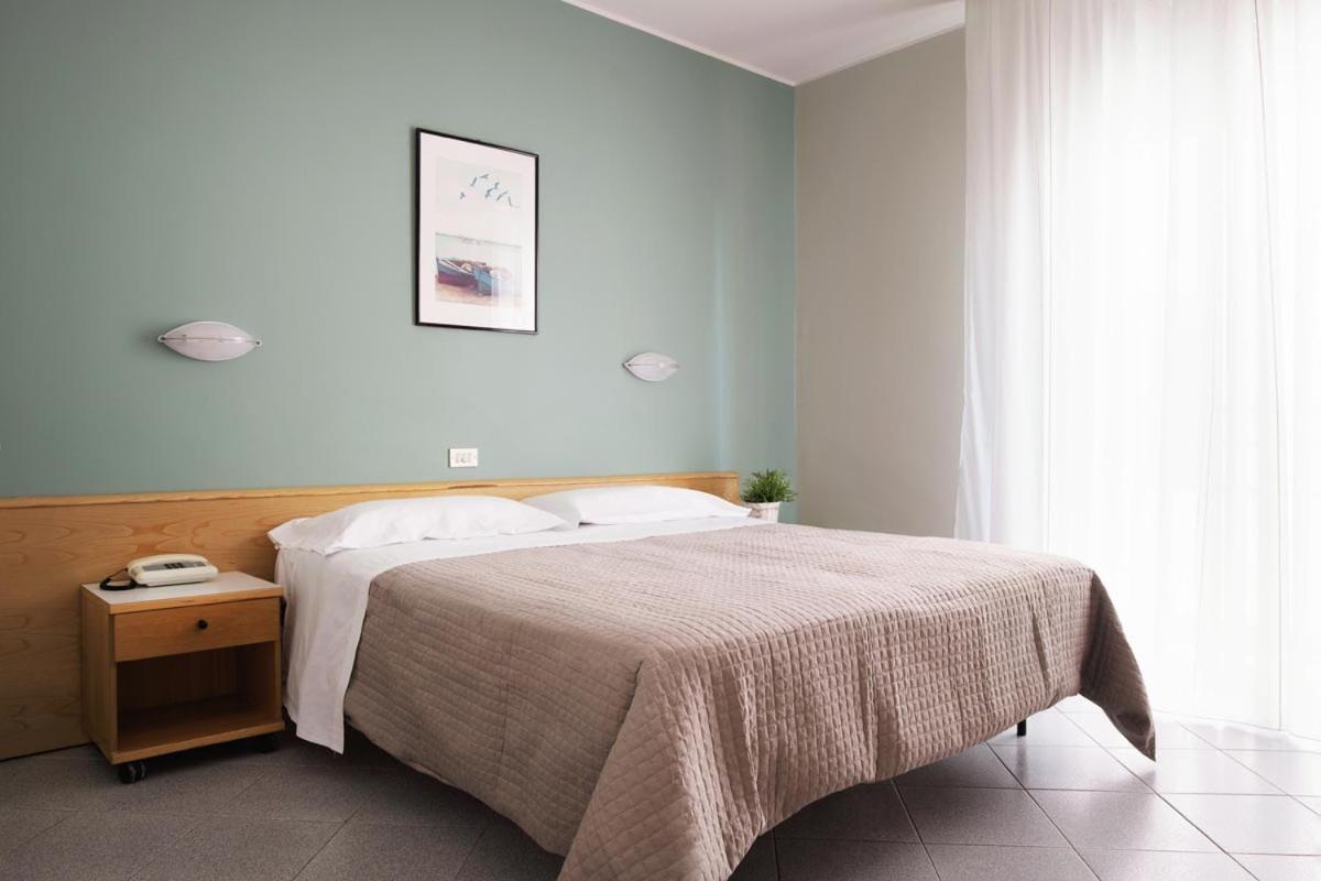 Hotel Junior 3*